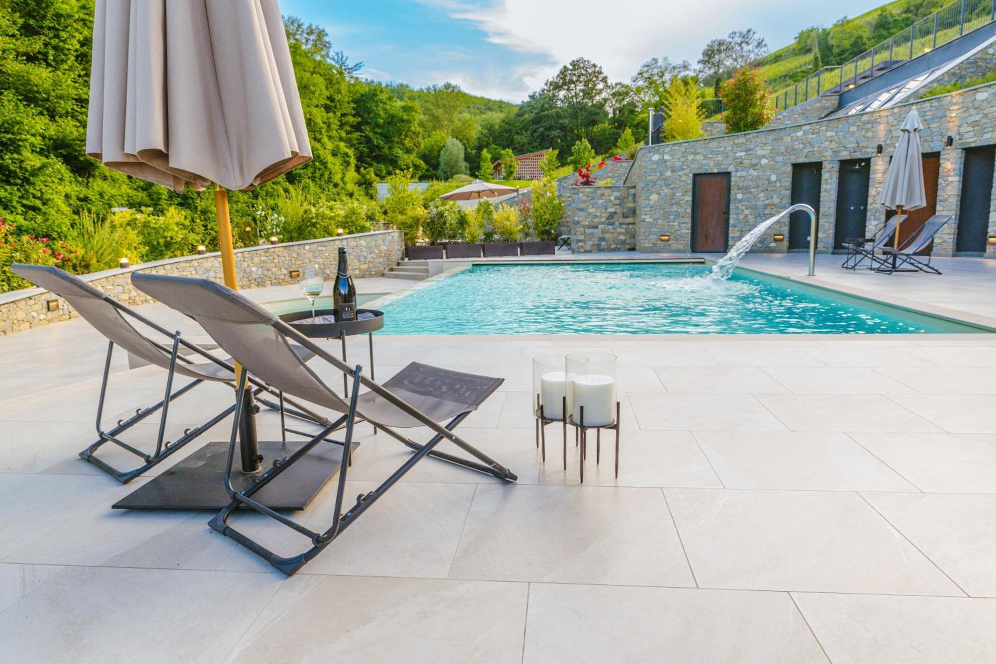 Garesio Wine Resort Serralunga d'Alba Buitenkant foto